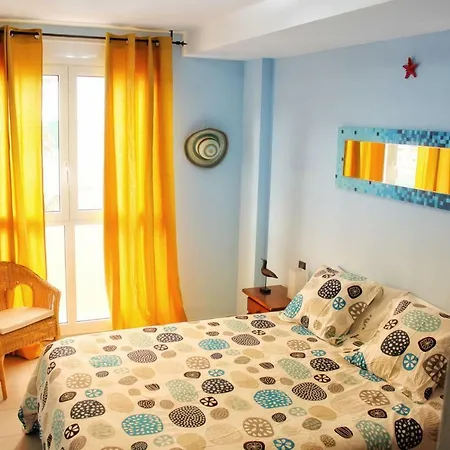 公寓 Apartamento Miramar 厄尔梅达诺